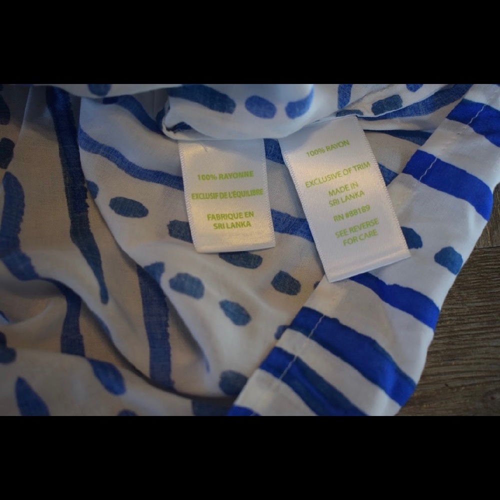 SOLD—Lilly Pulitzer Sain Top - Picture 6 of 7